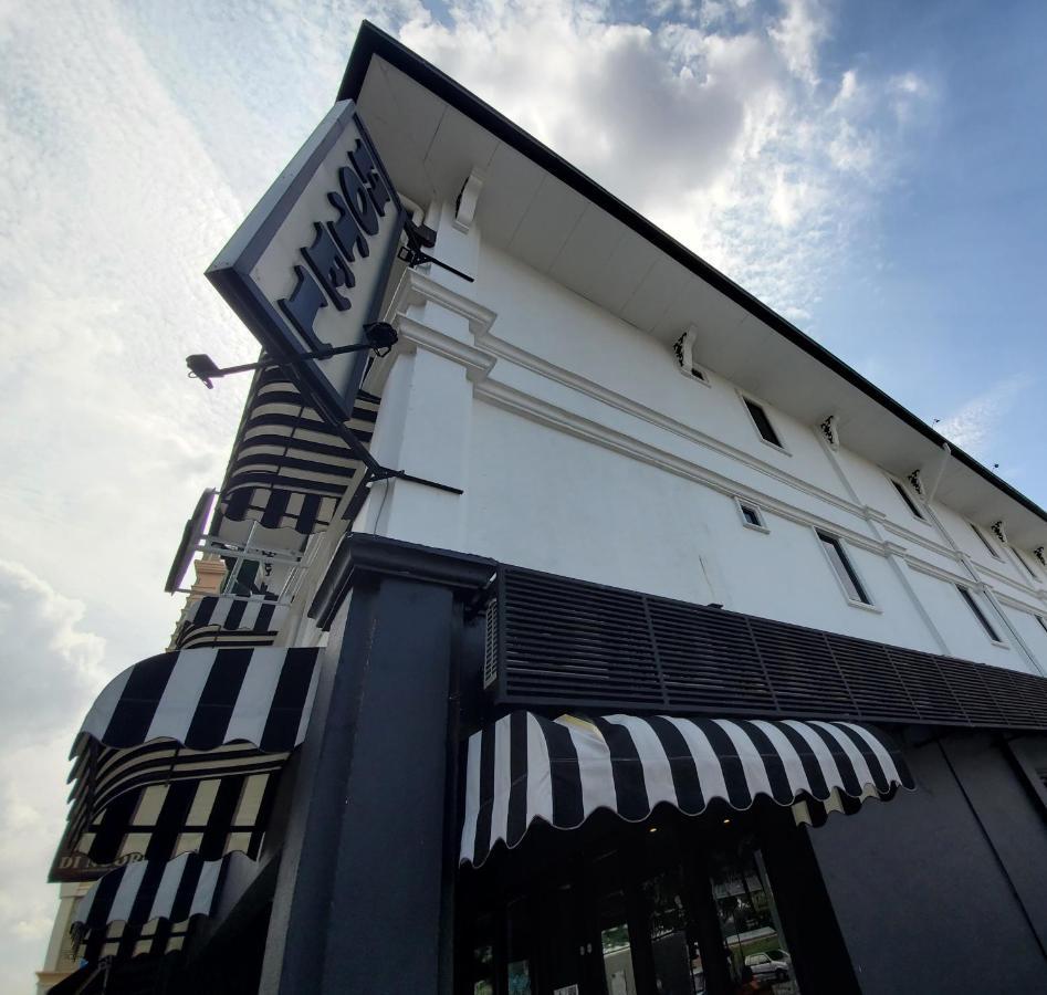 Apex Boutique Hotel @ Bandar Sunway Petaling Jaya Zewnętrze zdjęcie